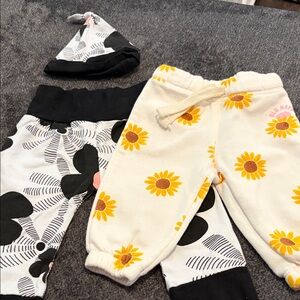 Old Navy Cream Sunflower Print Kids Joggers & unknown flowered pants and hat.